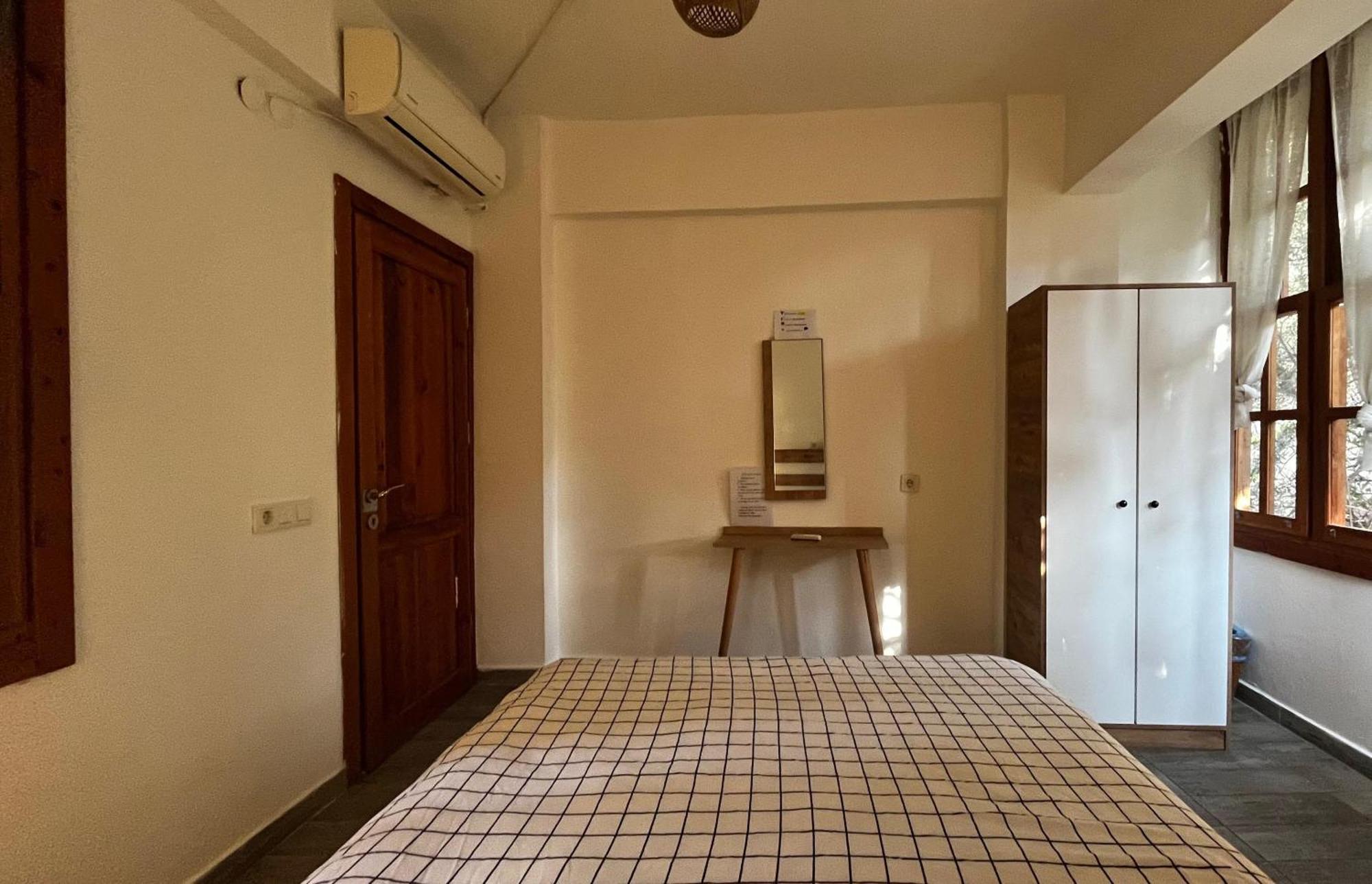 אנטליה Kuyu Beergarden Hostel מראה חיצוני תמונה