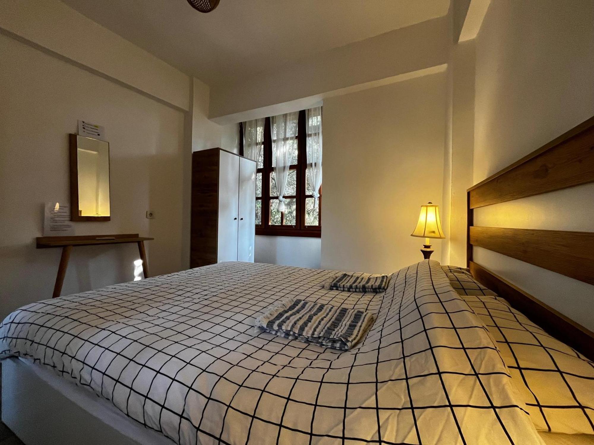 אנטליה Kuyu Beergarden Hostel מראה חיצוני תמונה
