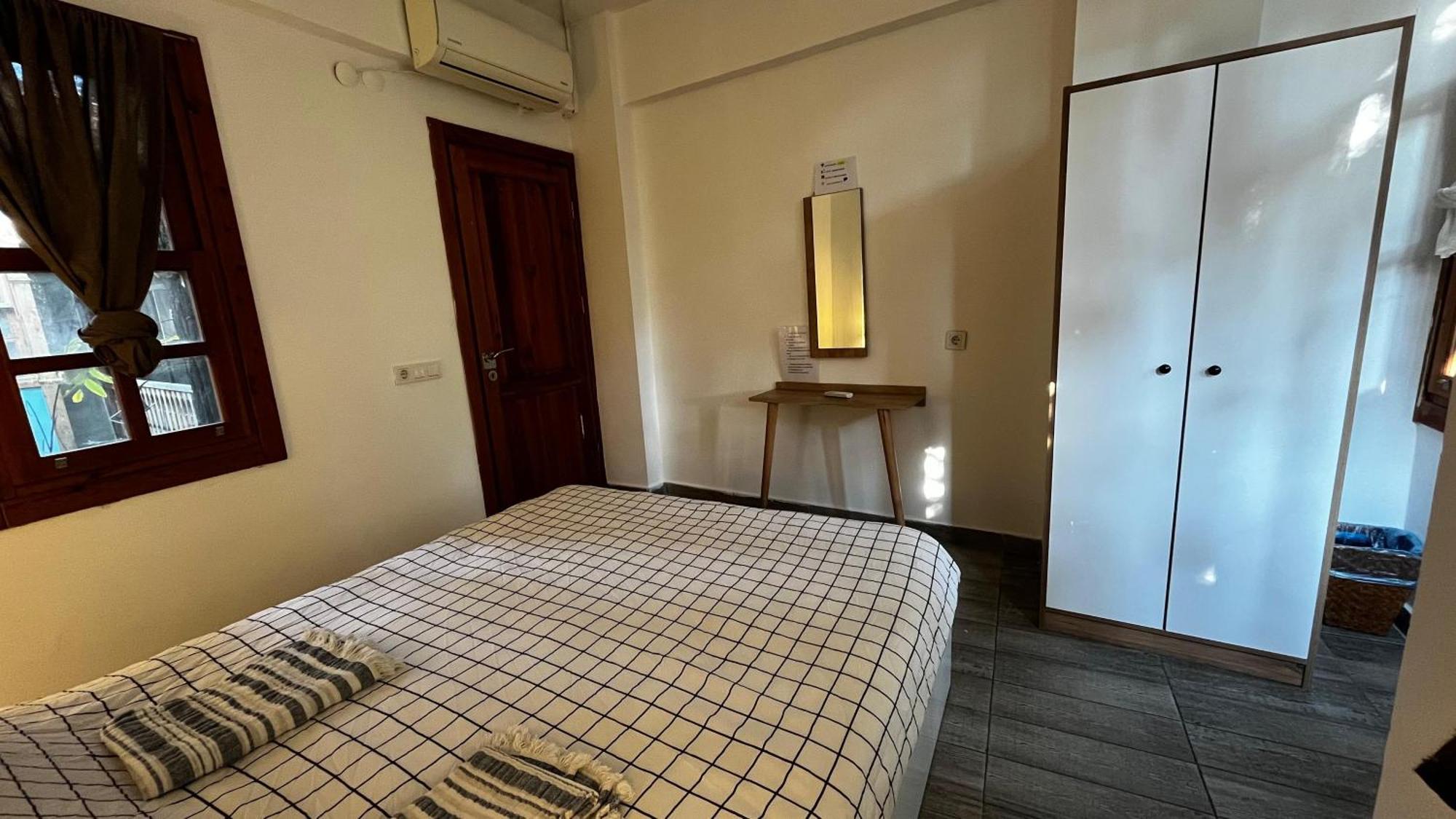 אנטליה Kuyu Beergarden Hostel מראה חיצוני תמונה