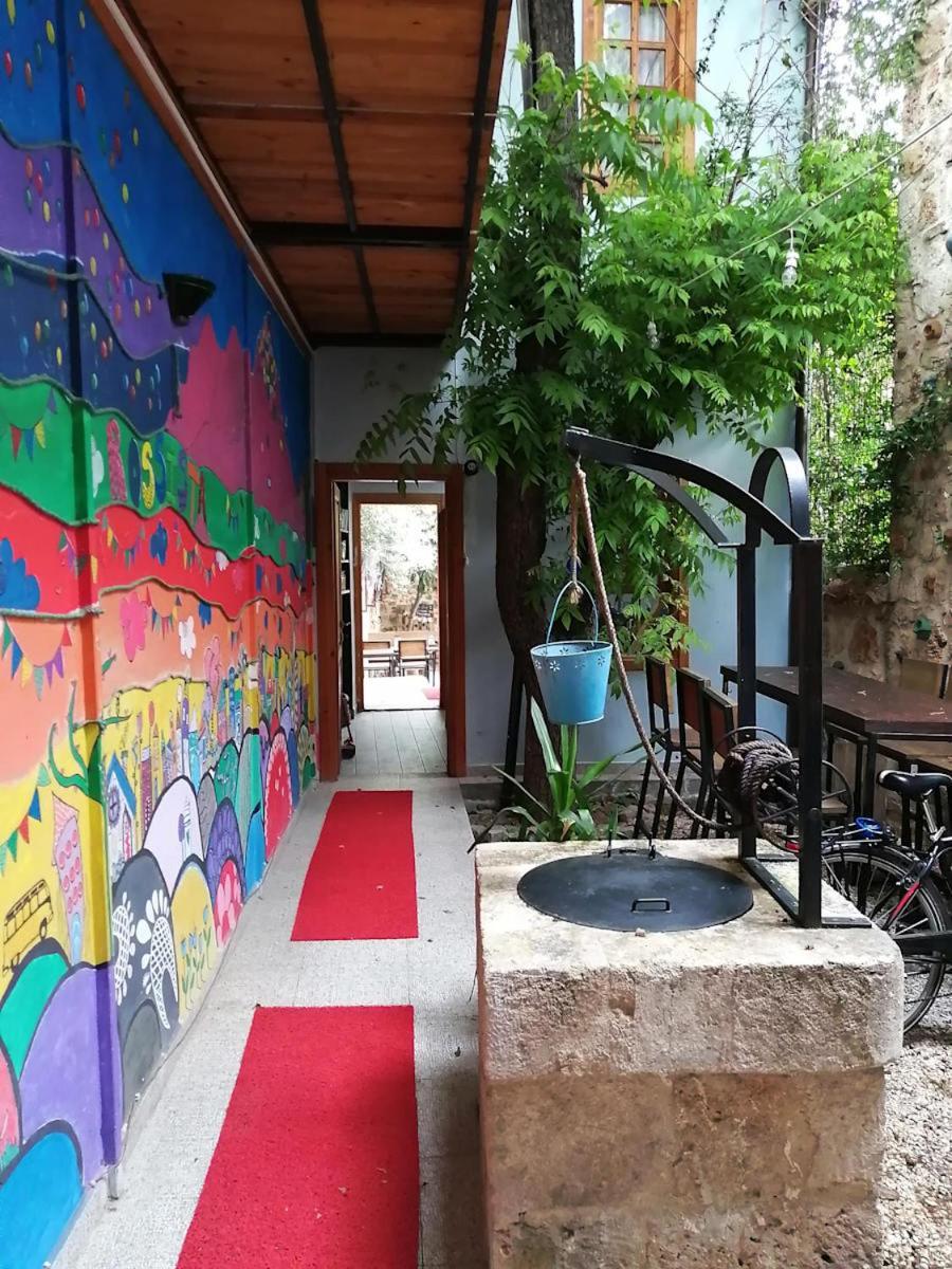אנטליה Kuyu Beergarden Hostel מראה חיצוני תמונה