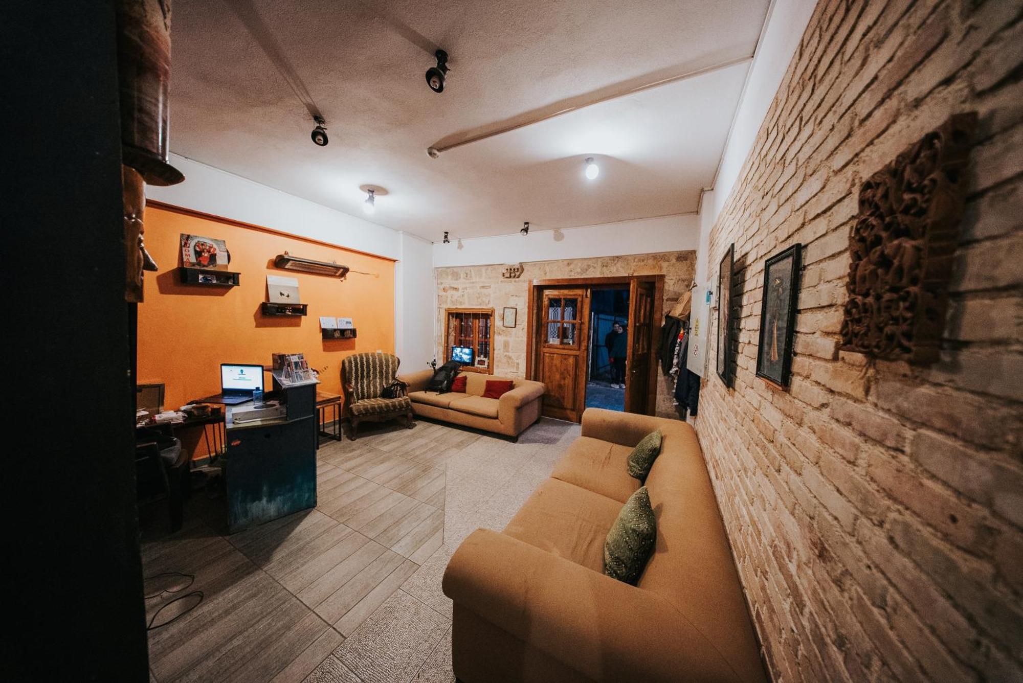 אנטליה Kuyu Beergarden Hostel מראה חיצוני תמונה