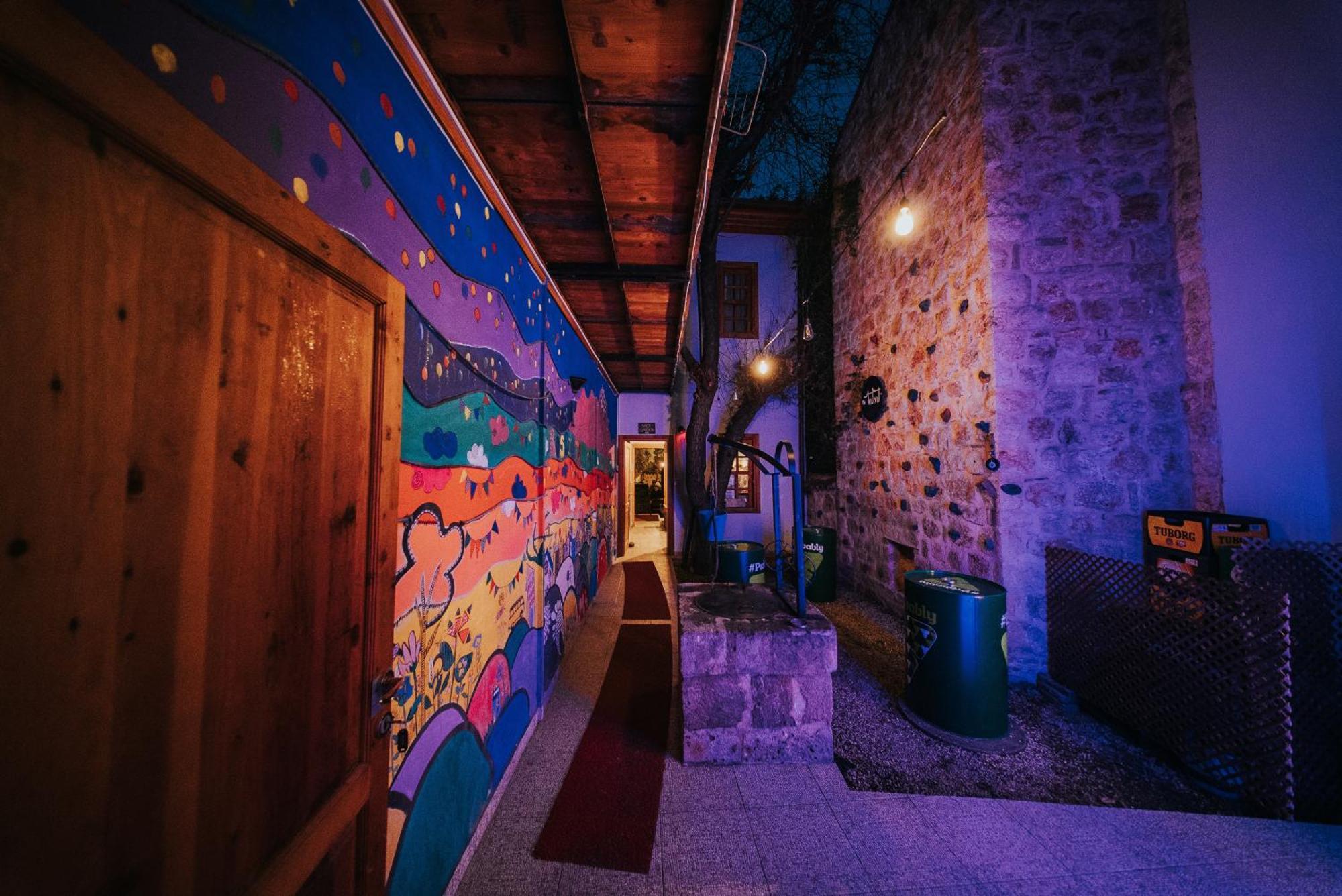 אנטליה Kuyu Beergarden Hostel מראה חיצוני תמונה